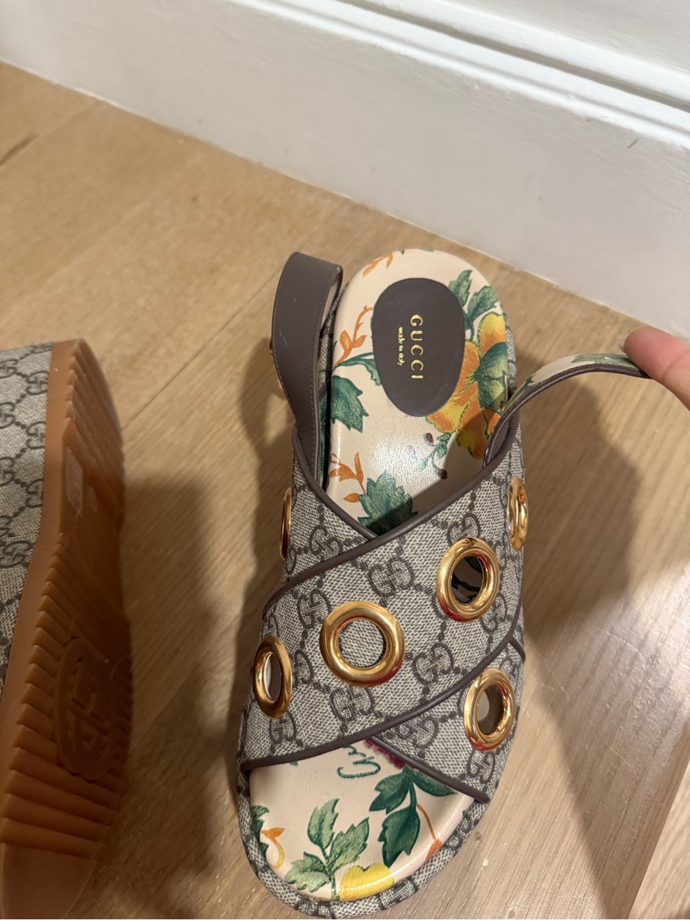 Gucci Beige Monogram Platform Sandals with Gold Grommets - Picture 5 of 6